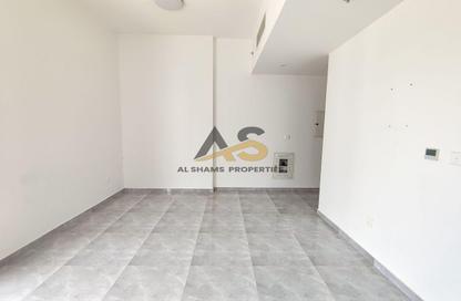 Apartment - 1 - 1 for rent in Marah Building - International City Phase 2 - Al Warsan 4 - Al Warsan - Dubai