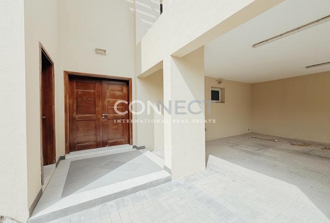 81946447 - Property Image 2