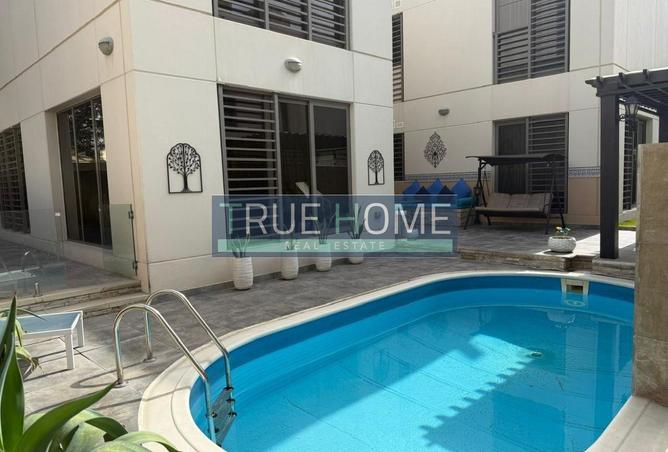 56951206 - Property Main Image