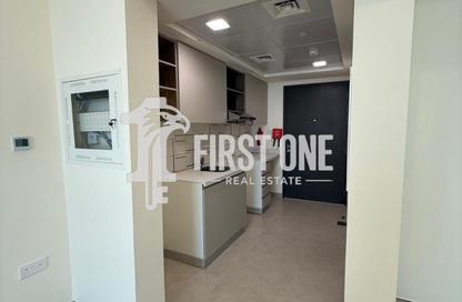 Apartment - Studio - 1 Bathroom for rent in Reeman Living - Al Shamkha - Abu Dhabi Apartment - Studio - 1 Bathroom for rent in Reeman Living - Al Shamkha - Abu Dhabi