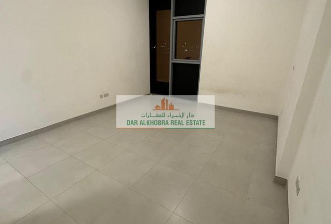 54398846 - صورة العقار 2