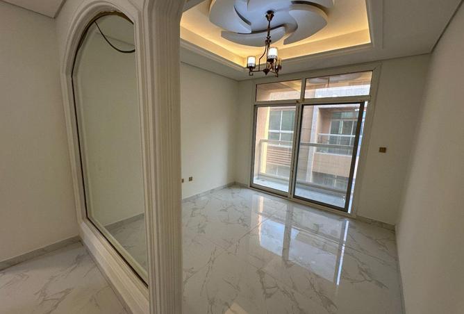 75781568 - Property Image 2