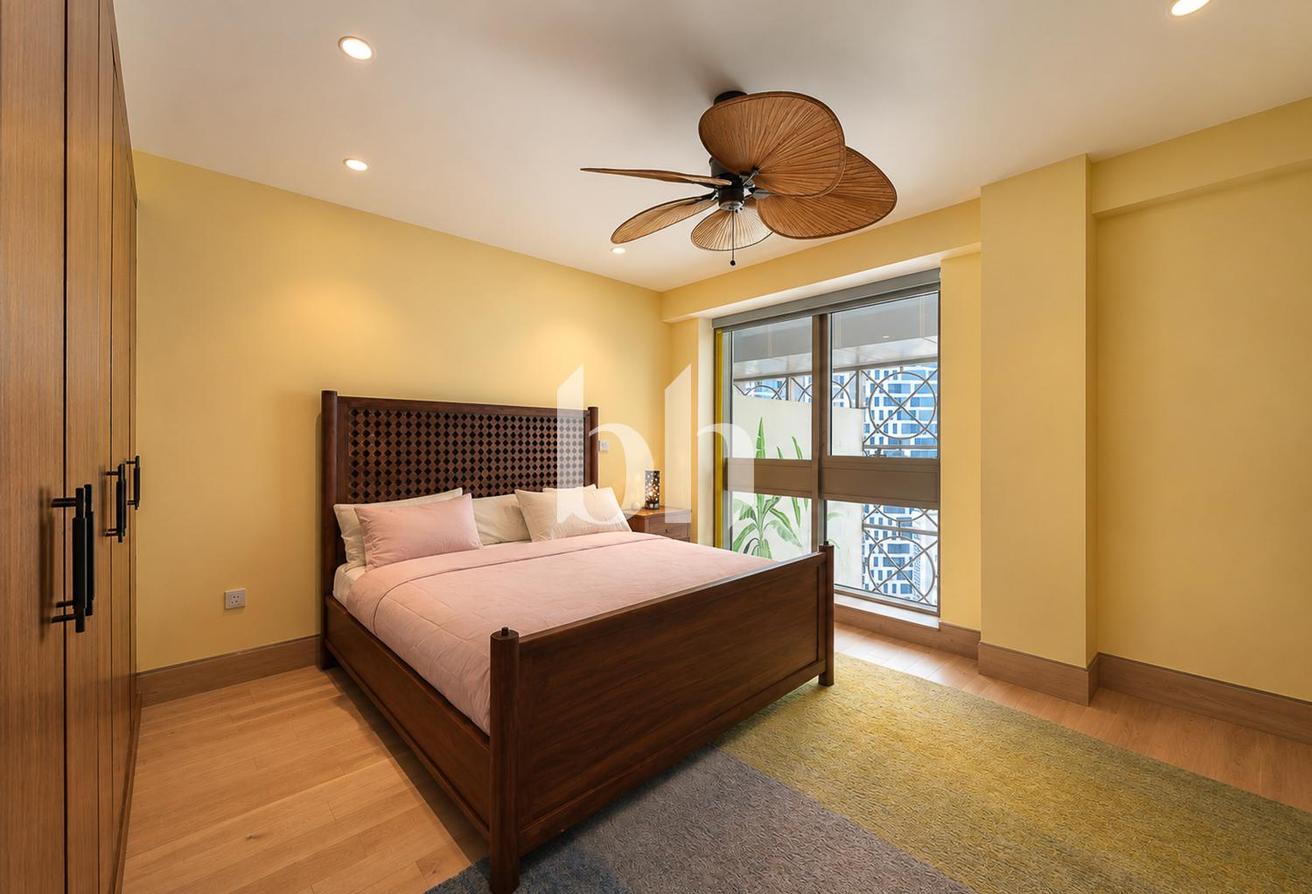 Rare Penthouse | Upgraded | 360 Views | Vacant photo 15