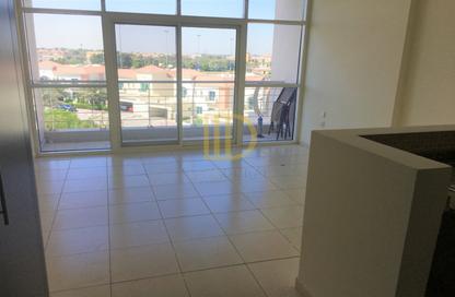 Apartment - Studio - 1 Bathroom for rent in Royal Residence 1 - Royal Residence - Dubai Sports City - Dubai