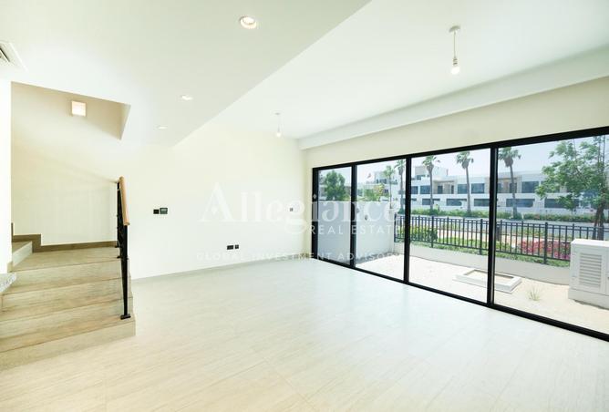 Brand New Townhouse| Santorini | DAMAC Lagoons photo 2