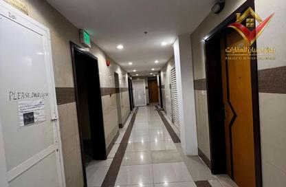 عمارة بالكامل - 7+ - 7+ للبيع في النباعة - الشارقة