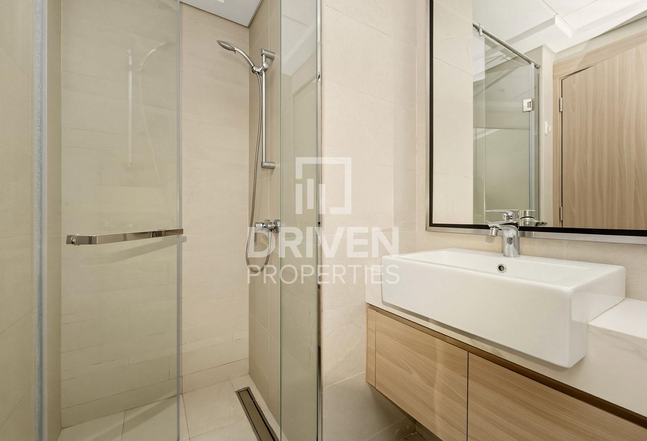 Well Maintained | High Floor | Chiller Free photo 7