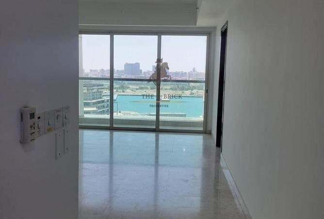 87862403 - Property Main Image