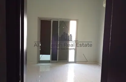 شقة - 1 حمام للايجار في الروضة - مدينة السلام - أم القيوين