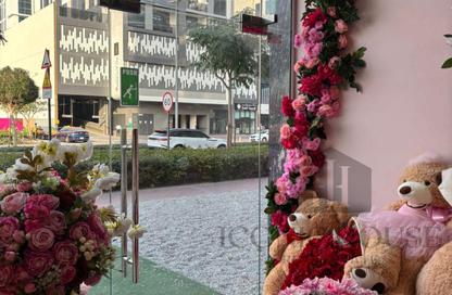 Shop - Studio for rent in Al Satwa - Dubai