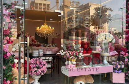 Shop - Studio for rent in Al Satwa - Dubai