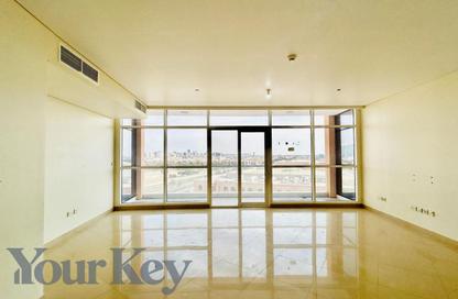 شقة - 3 - 4 للايجار في يونايتد سكوير - الخالدية - أبوظبي شقة - 3 - 4 للايجار في يونايتد سكوير - الخالدية - أبوظبي