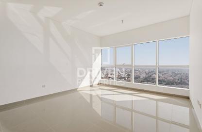 Apartment - 2 Bedrooms - 3 Bathrooms for rent in Bloom Central Residential - Bloom Central - Al Tibbiya - Abu Dhabi