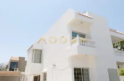 Villa - 5 Bedrooms - 4 Bathrooms for rent in Al Safa 2 - Al Safa - Dubai Villa - 5 Bedrooms - 4 Bathrooms for rent in Al Safa 2 - Al Safa - Dubai
