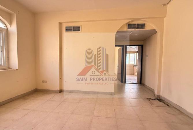 77806902 - Property Image 2