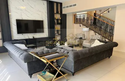 Villa - 4 Bedrooms - 5 Bathrooms for rent in Nad Al Sheba Villas - Nad Al Sheba 3 - Nad Al Sheba - Dubai