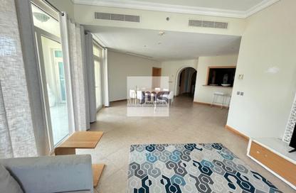 Apartment - 3 - 4 for rent in Al Das - Shoreline Apartments - Palm Jumeirah - Dubai