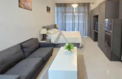 شقة - 1 حمام للايجار في كريستال مساكن - منطقة 11 - قرية جميرا الدائرية - دبي