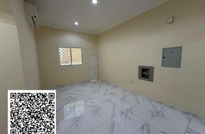 Apartment - 2 - 2 for rent in Al Mowaihat 1 - Al Mowaihat - Ajman