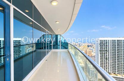Apartment - 2 - 3 for rent in Bin Hendi Tower - Al Mankhool - Bur Dubai - Dubai