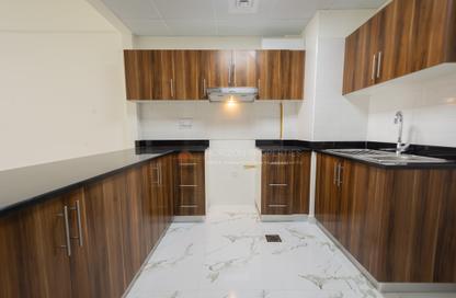 Apartment - 1 - 2 for rent in Marina Residences Phase 3 - Al Hamra Village - Ras Al Khaimah