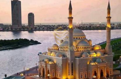 Apartment - 2 Bedrooms - 3 Bathrooms for sale in Al Ghaf Tower - Al Khan - Sharjah