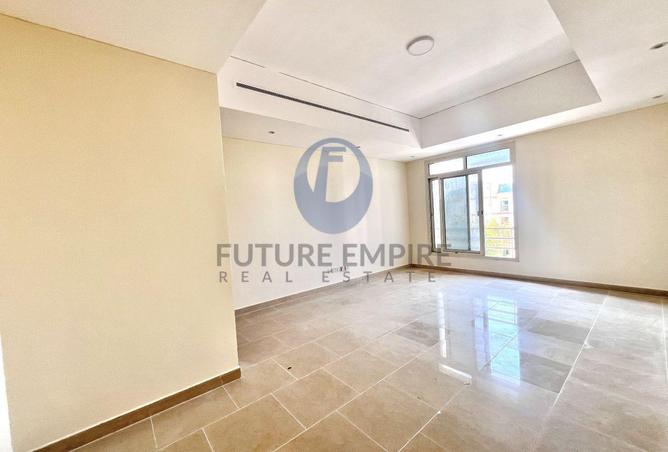 82802918 - Property Image 2