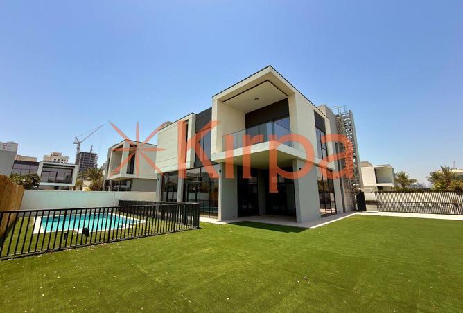 94024268 - Property Main Image