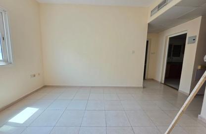 Apartment - 1 - 1 for rent in Fire Station Road - Muwaileh - Sharjah Apartment - 1 - 1 for rent in Fire Station Road - Muwaileh - Sharjah