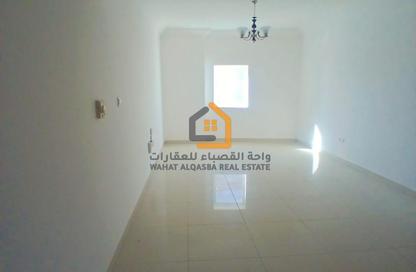 Apartment - Studio - 1 Bathroom for rent in Al Khan 9 building - Al Khan - Sharjah Apartment - Studio - 1 Bathroom for rent in Al Khan 9 building - Al Khan - Sharjah