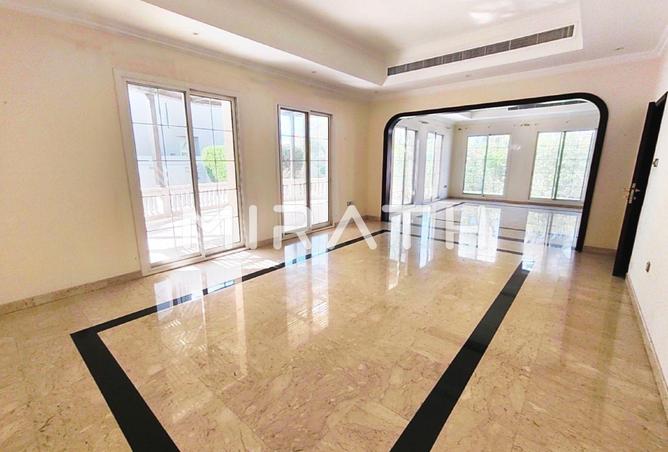 67429197 - Property Image 2