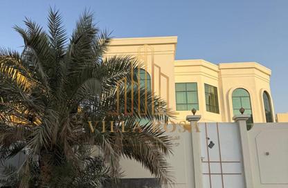 Villa - 5 - 7 for sale in Al Ramaqiya - Wasit - Sharjah