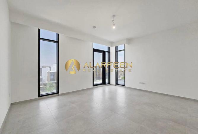 91382325 - Property Image 3