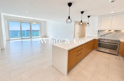 Apartment - 3 - 4 for rent in La Vie - Jumeirah Beach Residence - Dubai