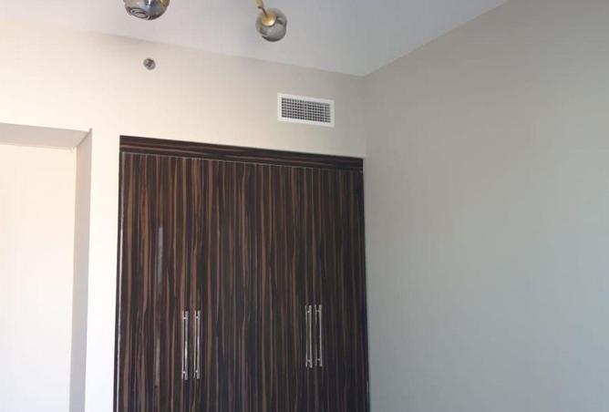 73864027 - Property Image 2