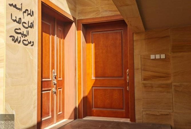 60915515 - Property Image 2