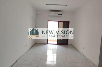 Apartment - 2 Bedrooms - 2 Bathrooms for rent in Business Tower - Al Majaz 2 - Al Majaz - Sharjah Apartment - 2 Bedrooms - 2 Bathrooms for rent in Business Tower - Al Majaz 2 - Al Majaz - Sharjah