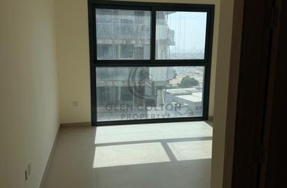 Apartment - 1 - 2 for sale in Weybridge Gardens - Dubai Land Residence Complex - Dubai