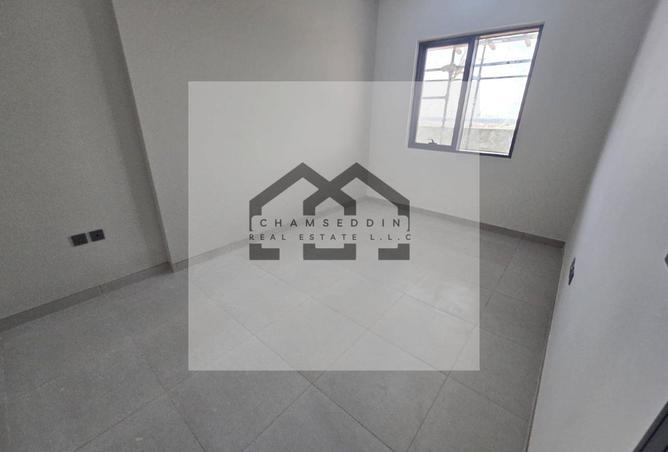 100406318 - Property Image 3