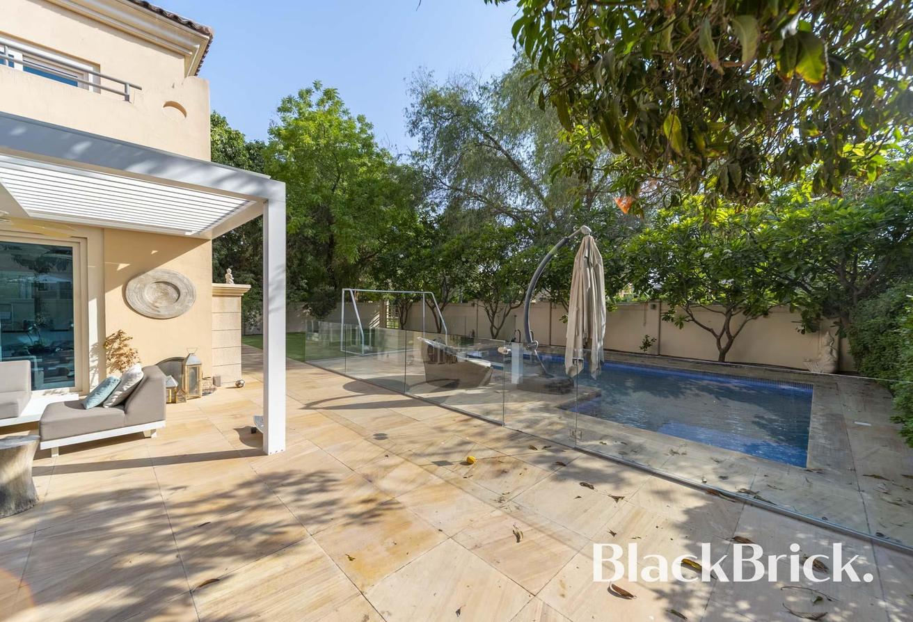 Vacant Soon | Private Pool | Close To Park photo 21
