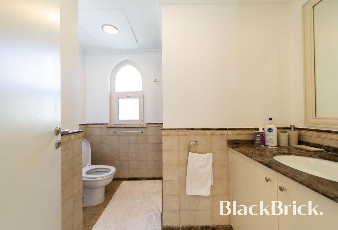 Vacant Soon | Private Pool | Close To Park photo 16