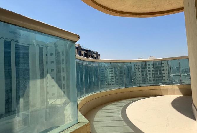 56554313 - Property Main Image