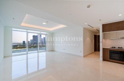 Apartment - 2 Bedrooms - 2 Bathrooms for rent in Palace Beach Residence Tower 2 - Palace Beach Residence - Emaar Beachfront - Dubai Harbour - Dubai