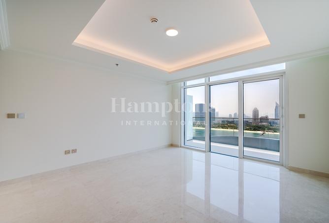 Full Marina View | Unfurnished | Bright Layout photo 2