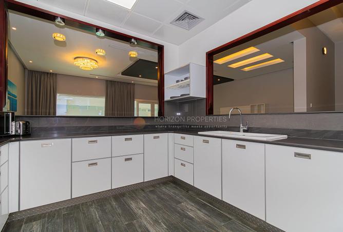 79421303 - Property Image 3