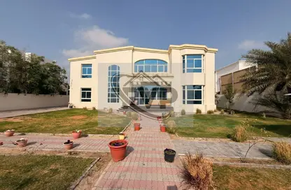 فيلا - 5 غرف نوم - 6 حمامات للايجار في فلل البرشاء 3 - البرشاء 3 - البرشاء - دبي