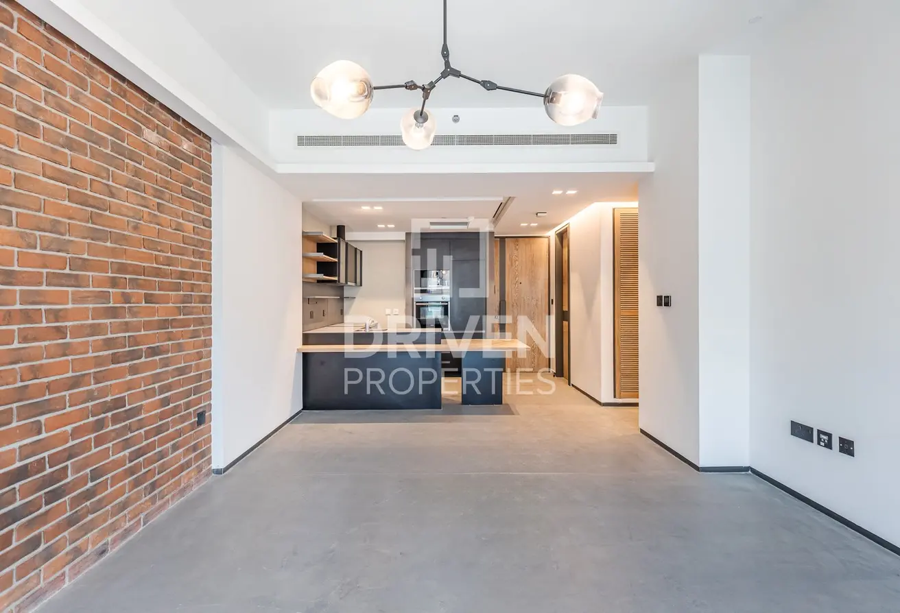 155582781 - Property Main Image