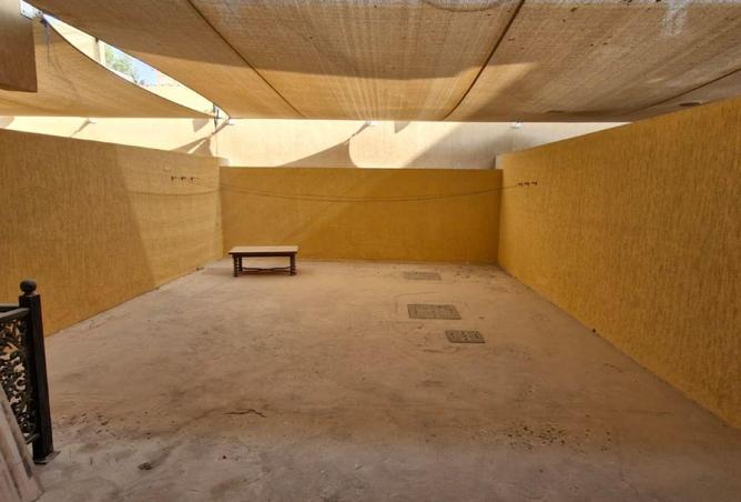 73114111 - Property Image 3