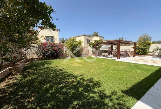 85302381 - Property Image 3
