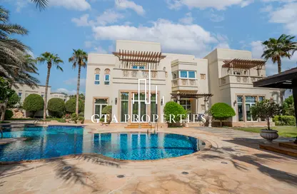 Villa - 5 Bedrooms - 7 Bathrooms for rent in Sector H - Emirates Hills - Dubai